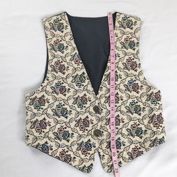 VTG Floral Embroidery Tapestry Cream Black Buckle Back Button Cottagecore Vest - Picture 5 of 5